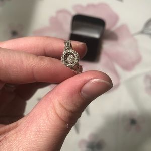 Diamond Ring 1/6 ct tw Diamonds 10K white gold